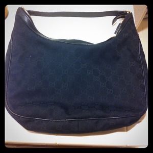 Classic 💯Authentic Gucci purse