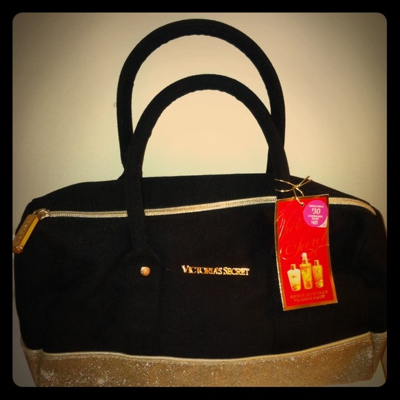 SOLD *Victoria's Secret Bag
