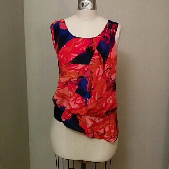 Red Anthropologie silk printed blouse