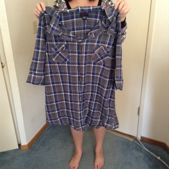 SOLD Torrid plaid shirt