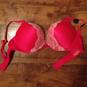 Reduced!Worn once! Victoria's Secret bombshell bra