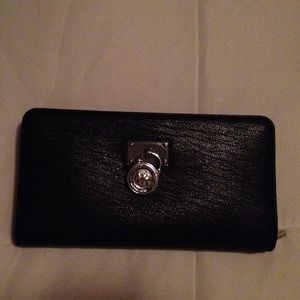 Michael Kors zip around wallet