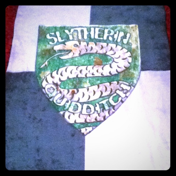 Slytherin house blanket