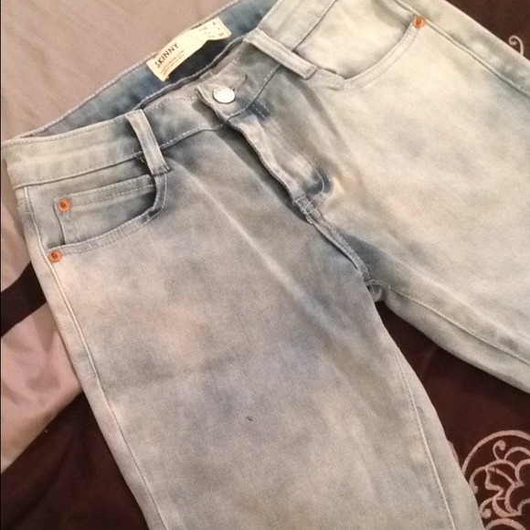 SOLD Cotton On Faded Light Wash Denim - Picture 3 of 4