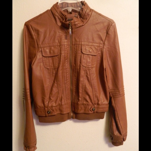 ❌Sold❌ Tan leather jacket