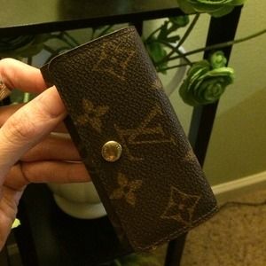 Louis Vuitton Key Wallet