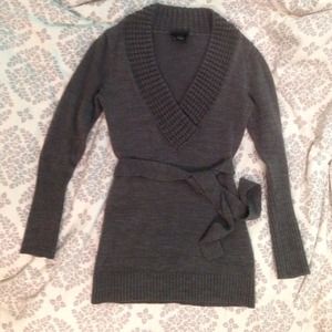 V-neck Tunic Sweater