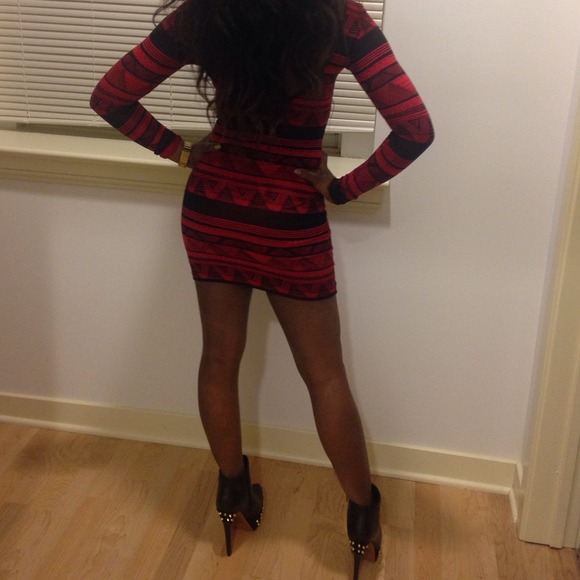 ❌❌SOLD❌❌ Tribal American Apparel Dress - Picture 2 of 3