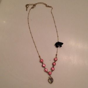 Betsey Johnson heart necklace