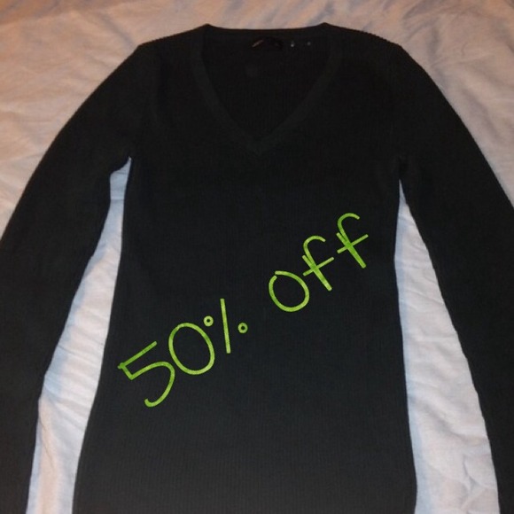 Moda International Sweater *READ DESCRIPTION* - Picture 1 of 4