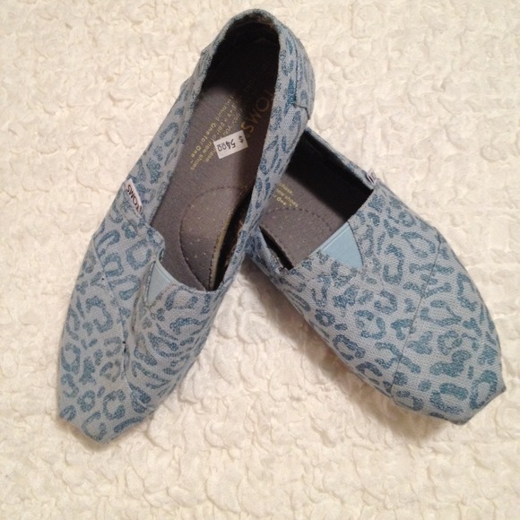 Blue Leopard Toms!