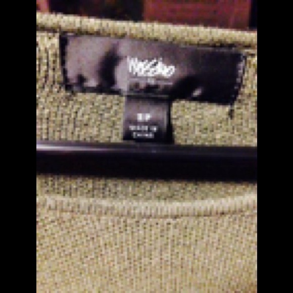 Army green sweater - Picture 2 of 2