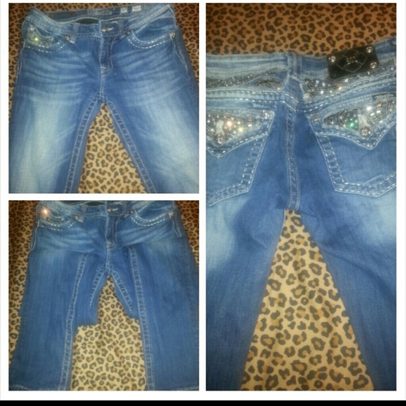 SOLD on other site!!!! Skinny miss me jeans