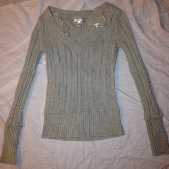 Aeropostale sweater