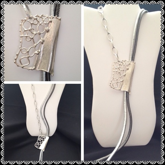 Host Pick 1/25Long Grecian Metal and Leather - Picture 1 of 4