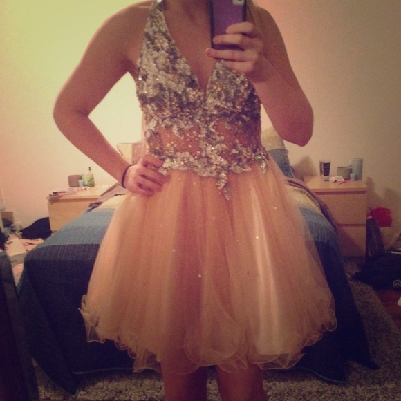 Nwot Dave&johnny nude halter cocktail dress - Picture 1 of 4