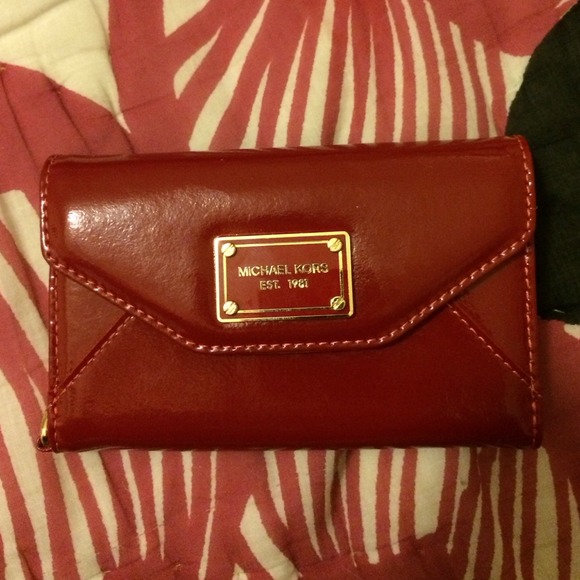 Michael Kors iPhone 4/4S wallet and case!