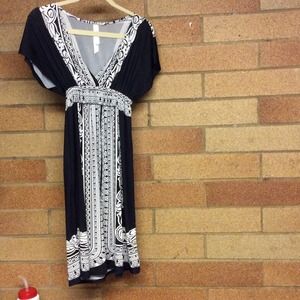 Black and white graphic dress