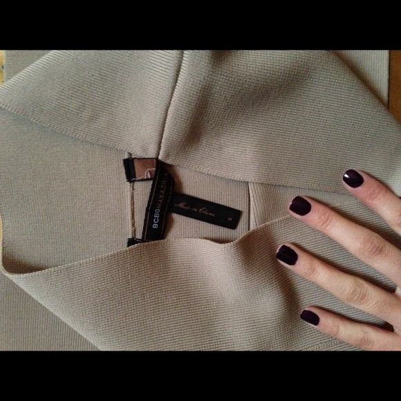 💢SOLD💢BCBGMAXAZRIA Simone nude blush - Picture 3 of 3