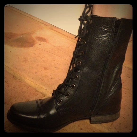 Steve Madden boots