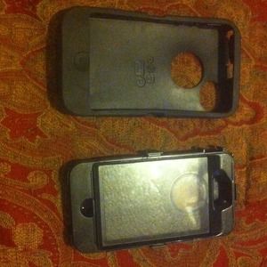 All black otter 4 sale iPhone 4 or 4s