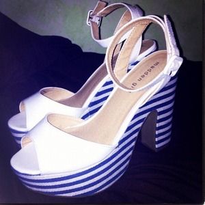 Madden Girl striped platform