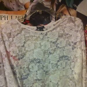 Cute floral lace long sleeve top 3x plus size
