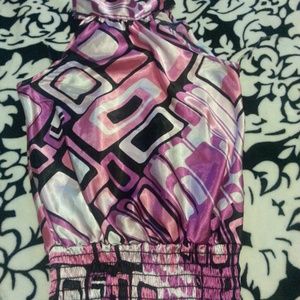 Fresca blusa rosada y colores incluidos