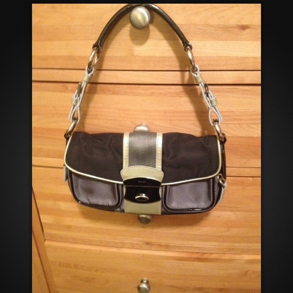 Prada handbag %100 Authentic