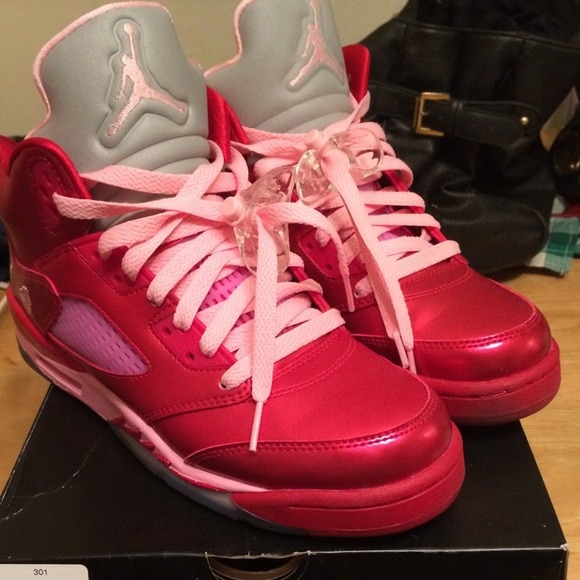 Jordan valentines day 5s