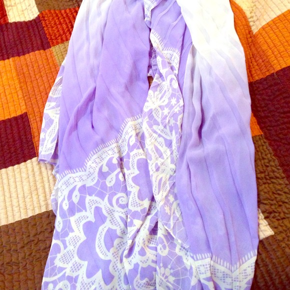 Scarf - Picture 1 of 1