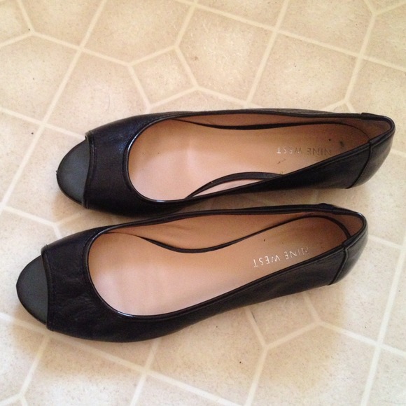 Nine West peep toe leather flats 7