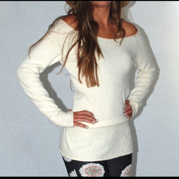 Vince. Cashmere Sweater
