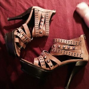 Light brown studded heals