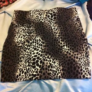 Leopard print skirt