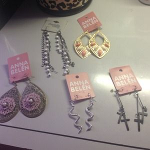 5 pairs for $15 ❤️💜💗