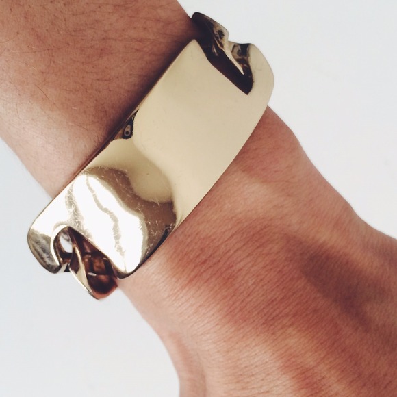 🎀SOLD🎀Gold ID Bracelet