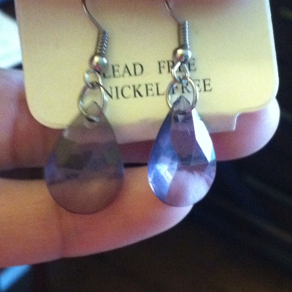 💠Dark Grey Crystal Chandelier Necklace💠 - Picture 4 of 4