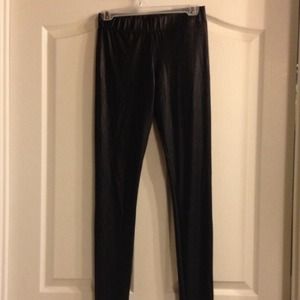 🔴sold🔴 faux leather leggings
