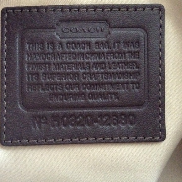 Authentic Coach Purse - Picture 3 of 4