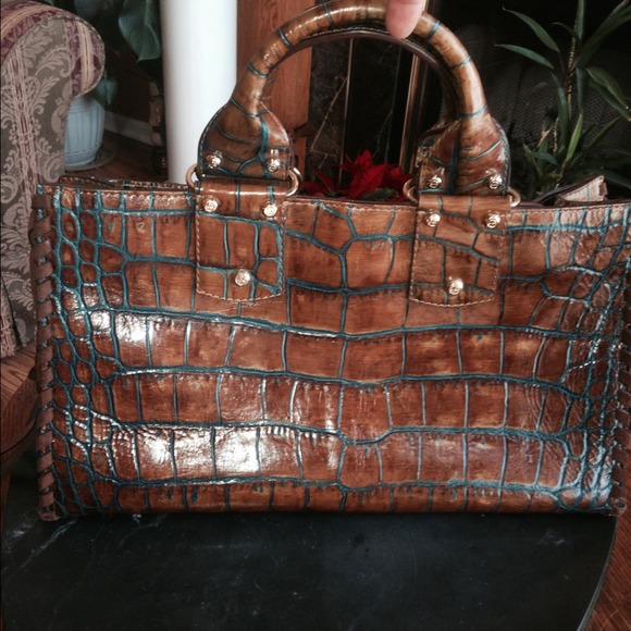 Francesco Biasia Handbags - Francesco Biasia Host pic!!2/7/15