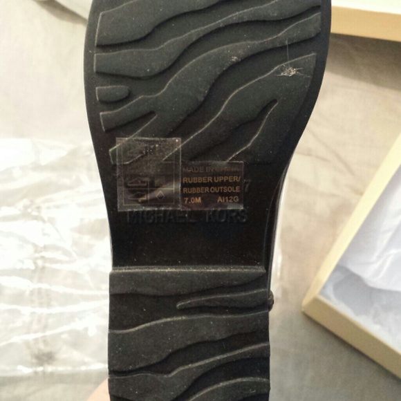 Michael Kors Limited Edition Rain Boots - Picture 4 of 4