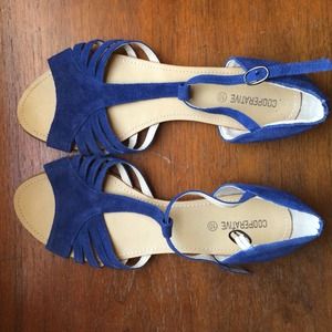 Urban Outfitters Sandals