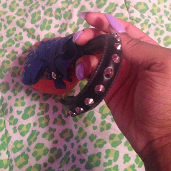 Zara - Picture 2 of 3