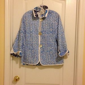 Quilted reversible jacket, shades of blue w/ white