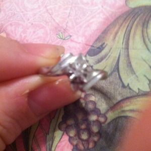 10k white gold and Diamond Promise Ring