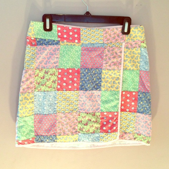 Vineyard vines, size 4, like new skirt!