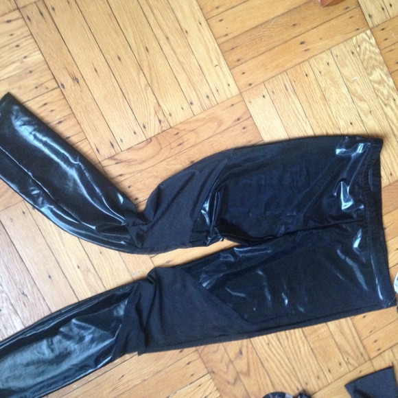 🚫soldinbundle💋TOTALLY TRENDY🎉 knee block leggin - Picture 3 of 3