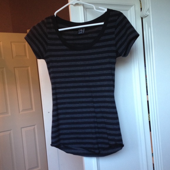 striped shirt