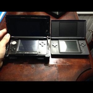 Accessories - 3ds/ds lite bundle (great for older and younger Accessories - 3ds/ds lite bundle (great for older and younger